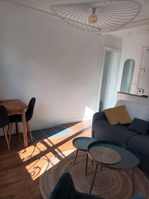 Apartment Tres Parisien Et Ensoleille